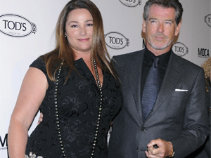 Pierce Brosnan Keely Shaye Smith Kika