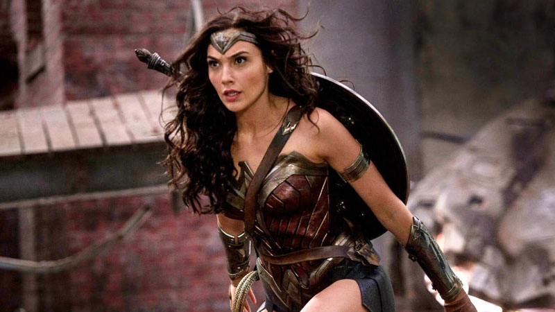 Gal Gadot pagata molto meno dei suoi colleghi DC per Wonder Woman?