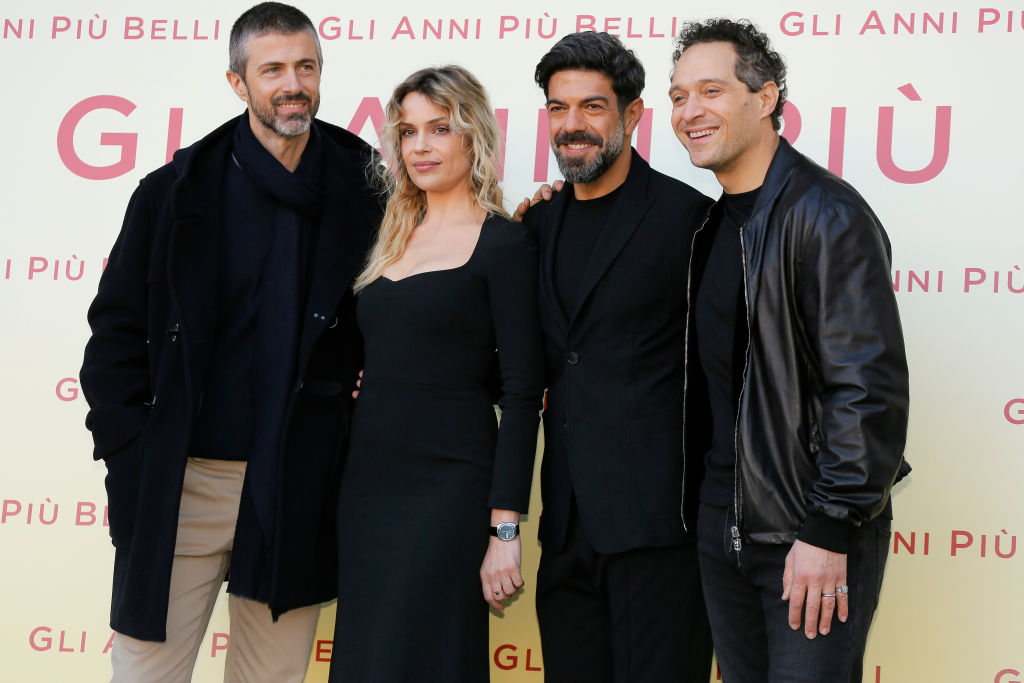 Gli anni più belli cast