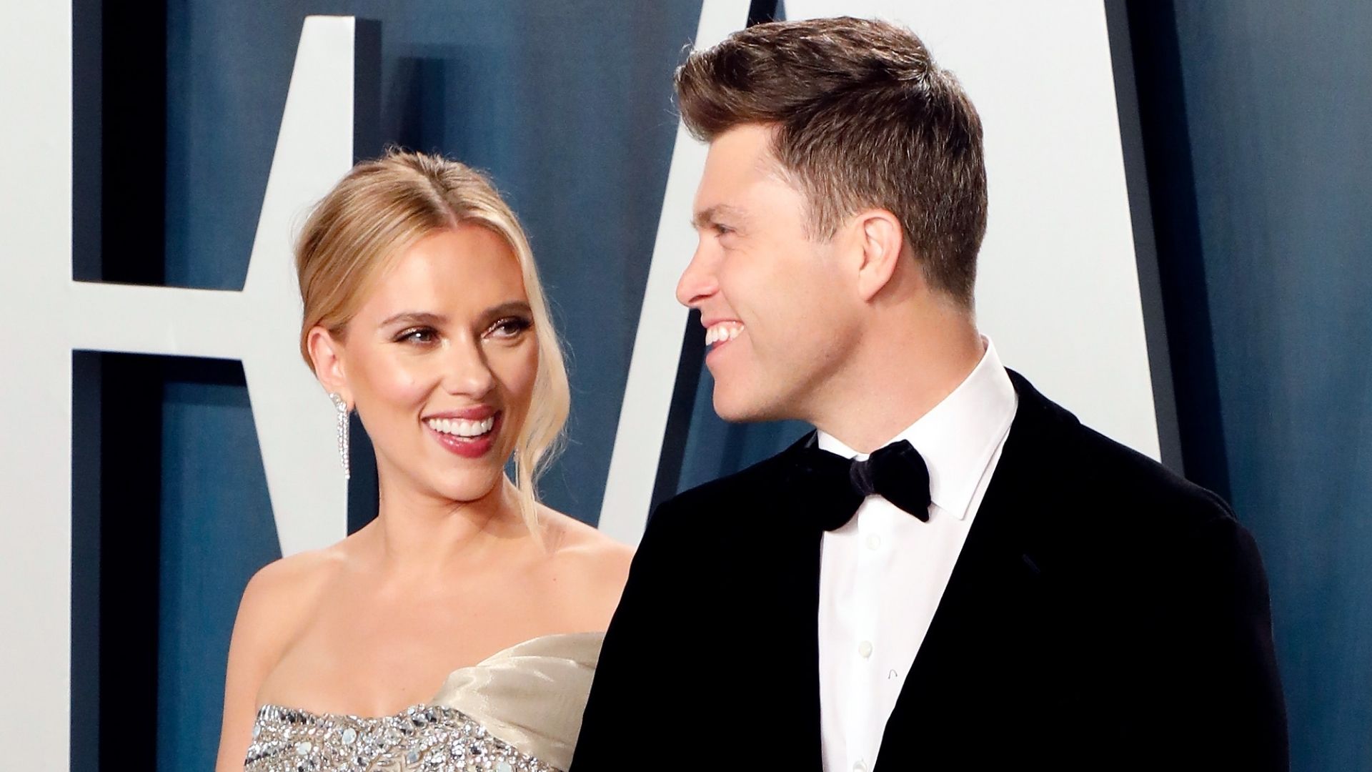 scarlett johansson colin jost