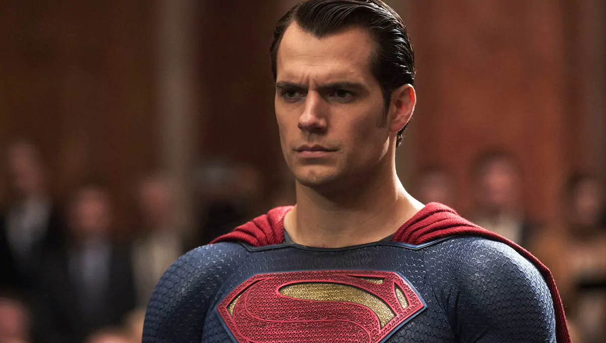 Henry Cavill nei panni di Superman